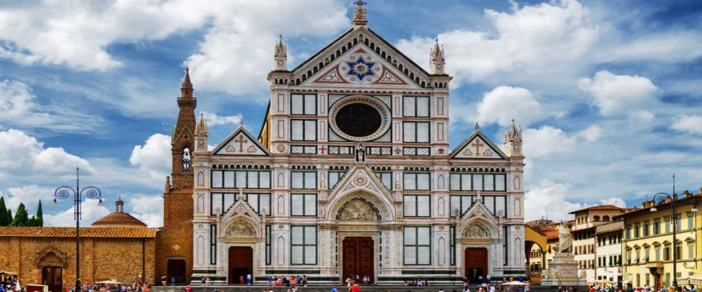 Basílica de Santa Croce (Santa Cruz) Historia, visitas, como llegar
